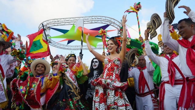 Stephanie Mendoza - Reina del Carnaval 2017