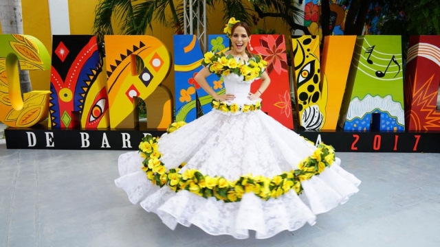 Stephanie Mendoza - Reina del Carnaval 2017