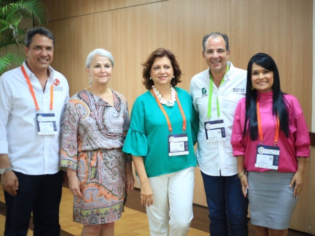 Rodolfo Molina, del Festival Vallenato; Julia Salvi, del Festival de Música de Cartagena; Carla Celia, del Carnaval de Barranquilla; Juan José Jaramillo, Secretario de Cultura, Patrimonio y Turismo de Barranquilla y Lucy Espinosa, directora del Instituto de Cultura de Bolívar.