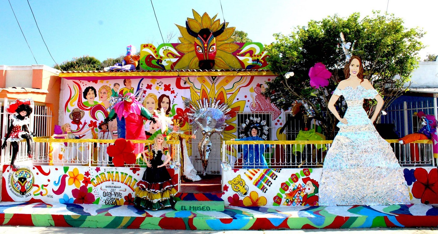 Decoración de carnaval para una fiesta en casa