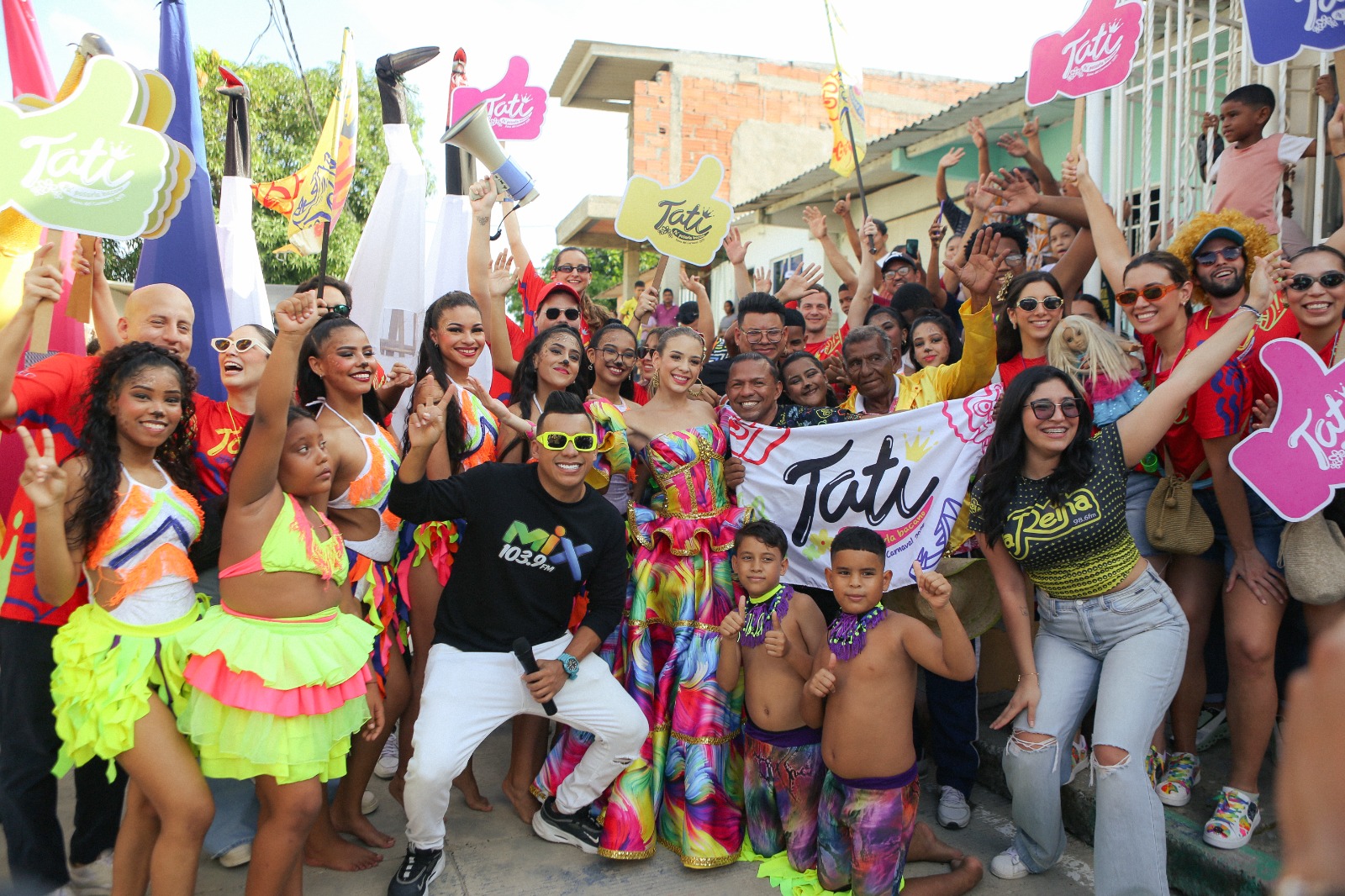 Con sus Caravanas Bacanas, la Reina Tatiana ha visitado 15 barrios de Barranquilla