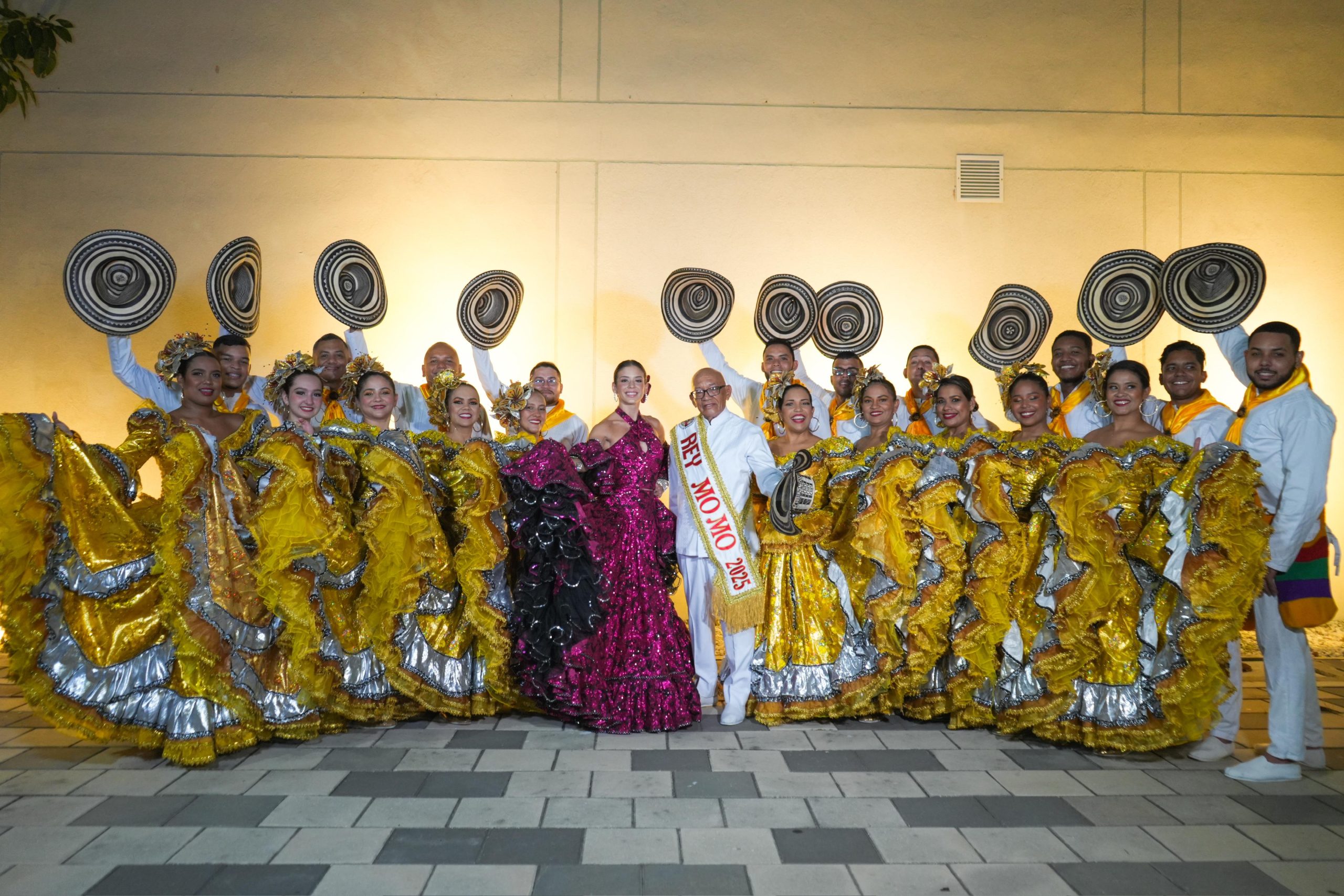 Carnaval de Barranquilla lleva su alegría a las Fiestas de Cartagena