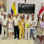 La JAL del Centro Histórico otorgó condecoración  a Gabriel Marriaga, Rey Momo del Carnaval de Barranquilla 2025