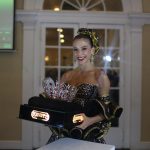 La Reina del Carnaval 2025, Tatiana Angulo Fernández de Castro, recibe su corona ‘Pasión de Carnaval’