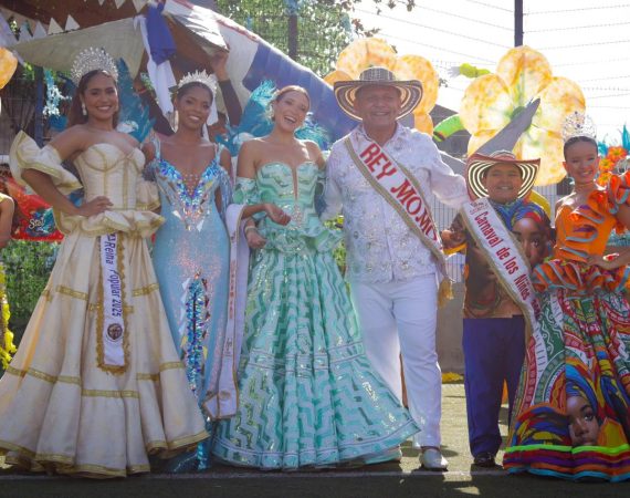 Finaliza primera jornada de las coronaciones del Reinado Popular 2026