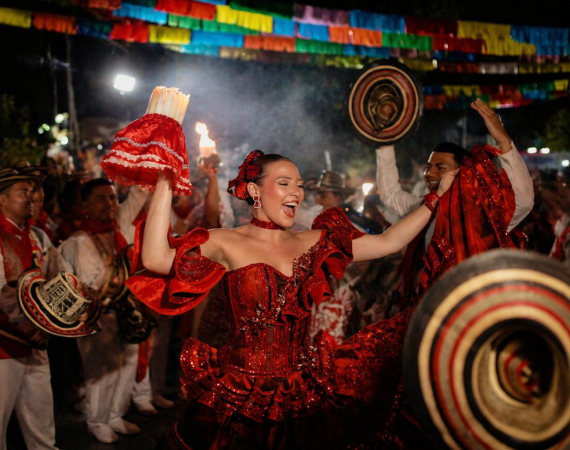 Carnaval de Barranquilla presente en el Festival de la Leyenda Vallenata y fortalece lazos culturales entre fiestas hermanas